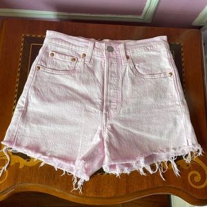 NWOT 501 pink shorts